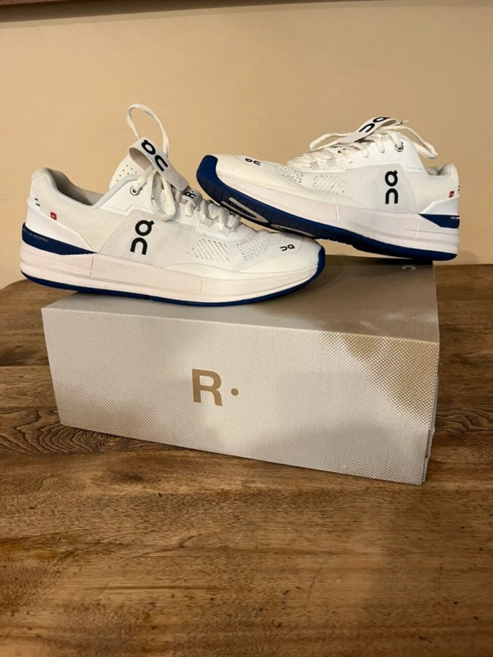 On The Roger Pro Tennis Sneakers US Men's 12.5